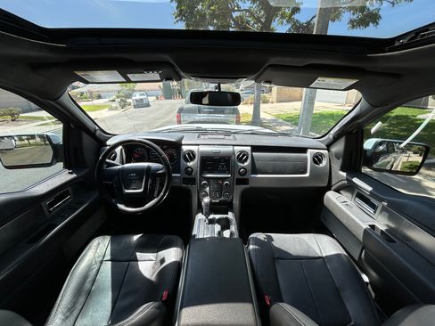 Used 2014 Ford F150 FX4 w/ Equipment Group 402A Luxury AWD/4WD image 17