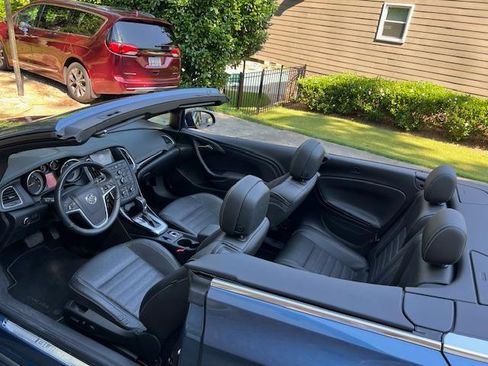 Used 2016 Buick Cascada Premium image 10