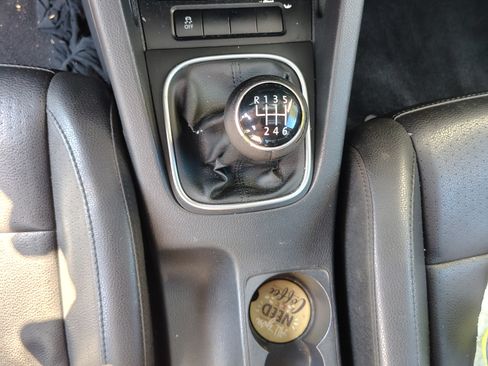 Used 2010 Volkswagen Jetta Wolfsburg Edition image 13