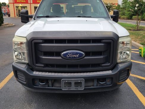 Used 2015 Ford F350 XL RWD image 2