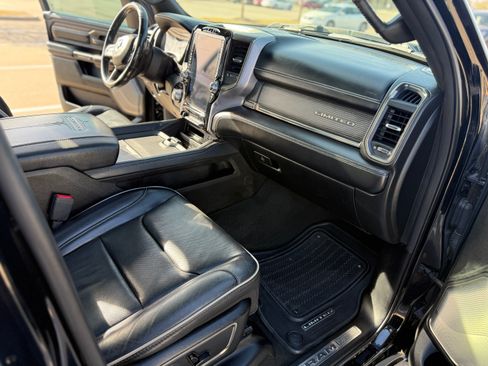 Used 2020 RAM 1500 Limited w/ Black Appearance Package image 4