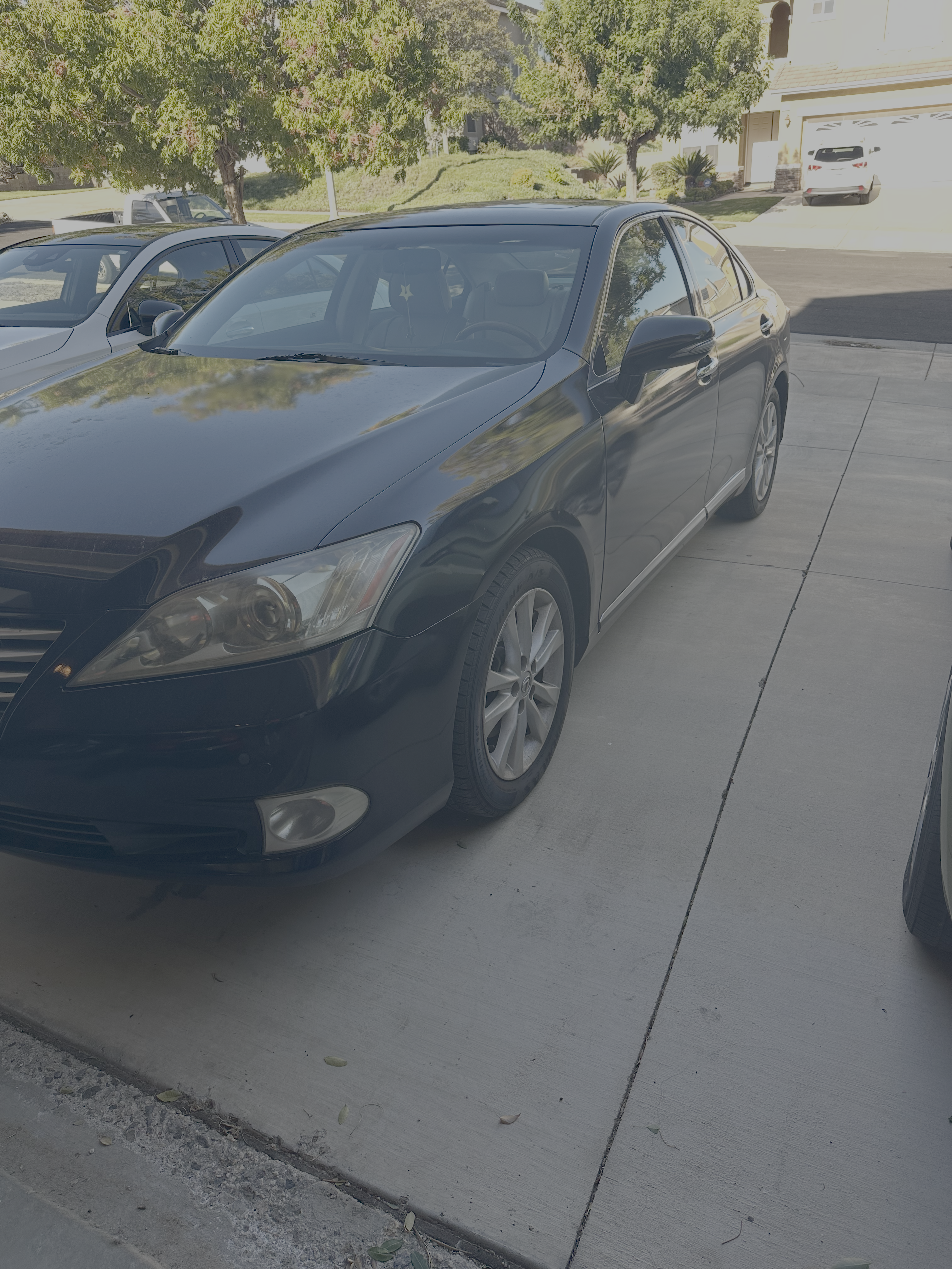 Used 2010 Lexus ES 350 FWD image 4