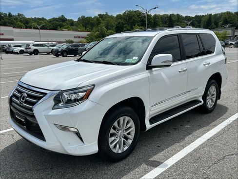 Used 2016 Lexus GX 460 w/ Premium Package AWD/4WD image 5