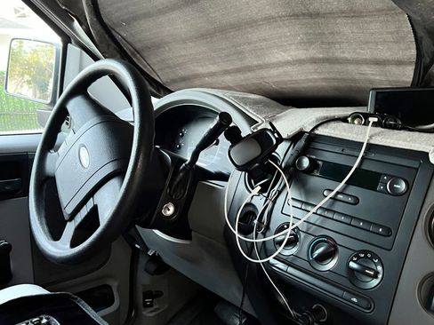 Used 2006 Ford F150 XLT image 10