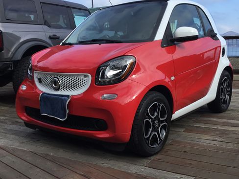 Used 2018 smart fortwo electric drive image 1