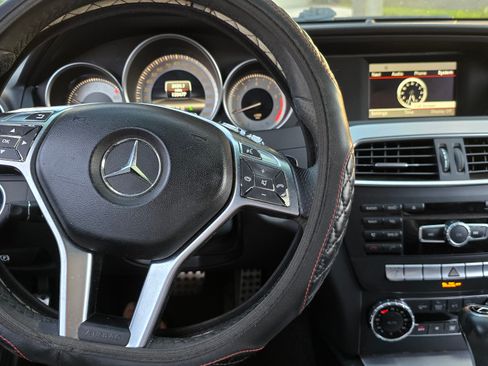 Used 2013 Mercedes-Benz C 250 Coupe image 8