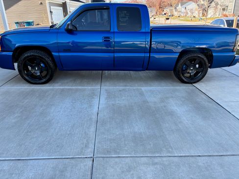 Used 2003 Chevrolet Silverado 1500 SS image 1