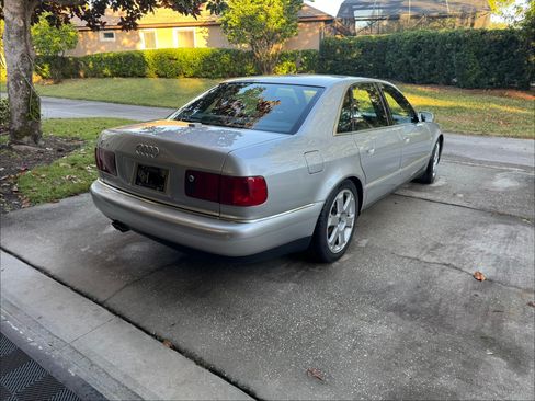 Used 2002 Audi S8 image 11