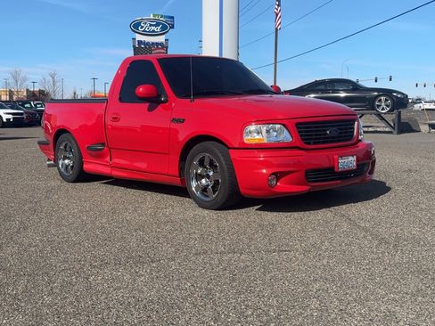 Used 2001 Ford F150 Lightning image 4