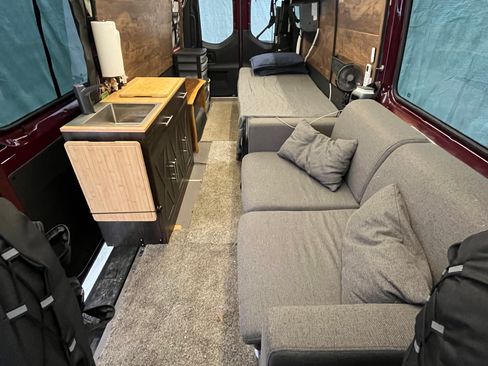 Used 2022 Mercedes-Benz Sprinter 3500 image 13