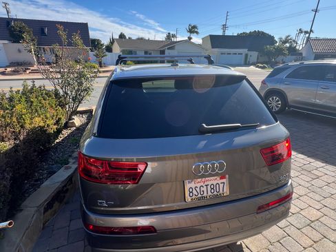 Used 2018 Audi Q7 3.0T Premium image 5