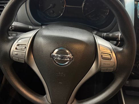 Used 2015 Nissan Altima 2.5 S w/ Special Edition Package image 19