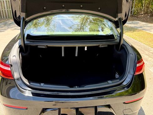 Used 2018 Mercedes-Benz E 400 Coupe image 11