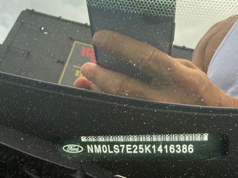 Used 2019 Ford Transit Connect XL FWD image 9
