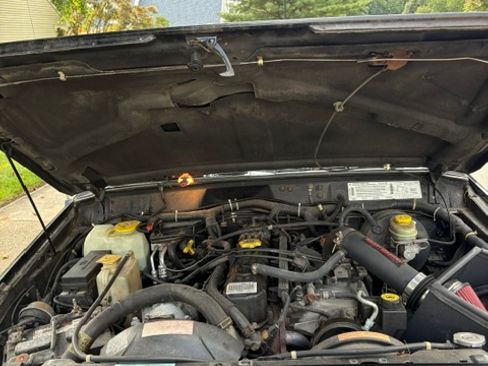 Used 1996 Jeep Cherokee 4WD 4-Door image 16