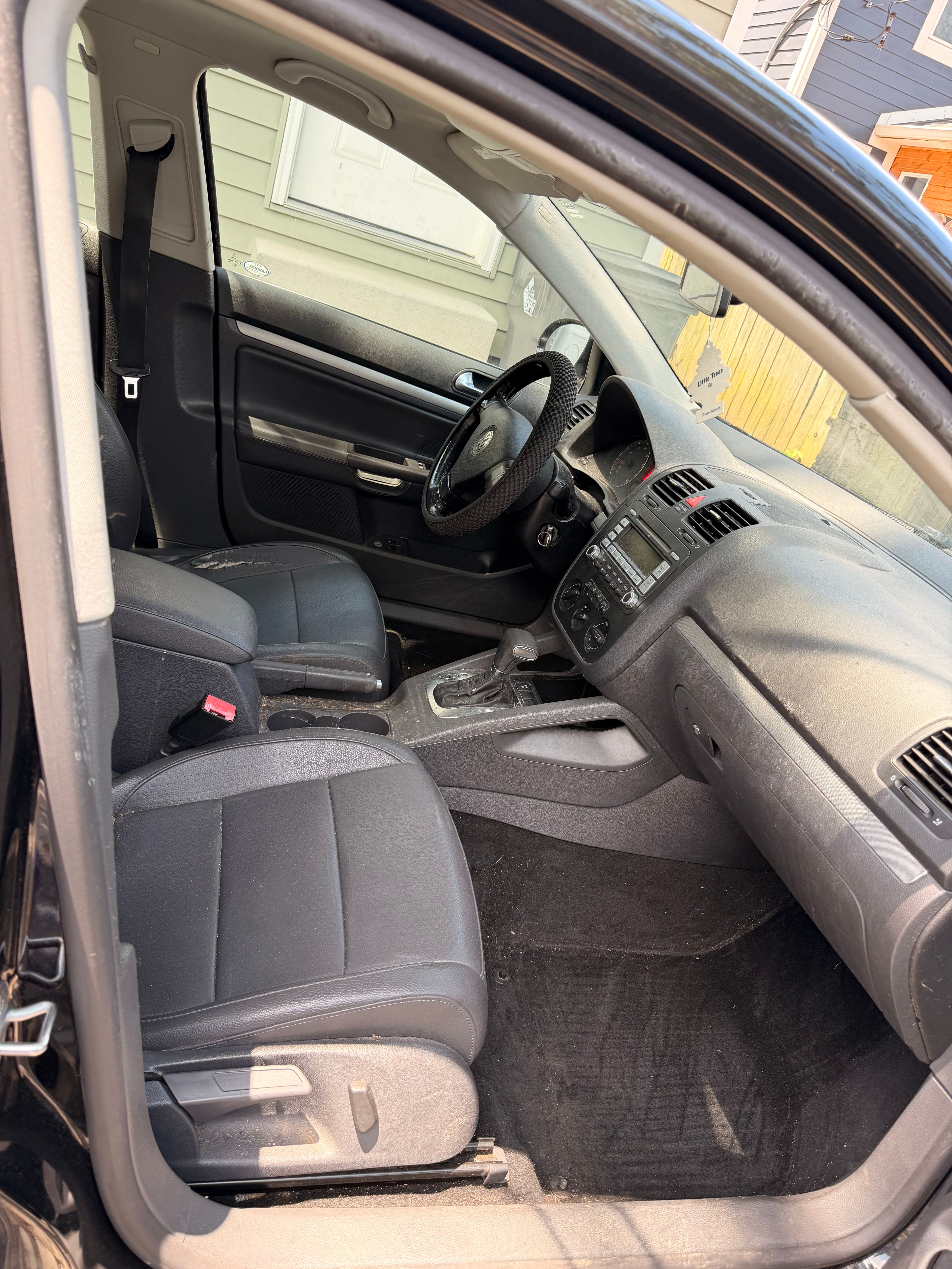 Used 2009 Volkswagen Jetta SE FWD image 14