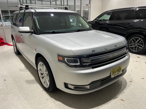 Used 2018 Ford Flex Limited image 5