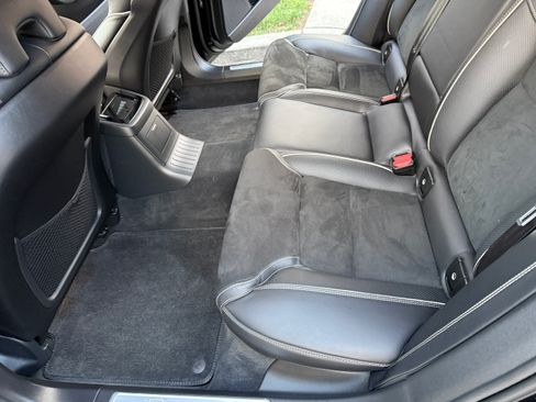 Used 2020 Volvo S90 T8 Inscription image 13