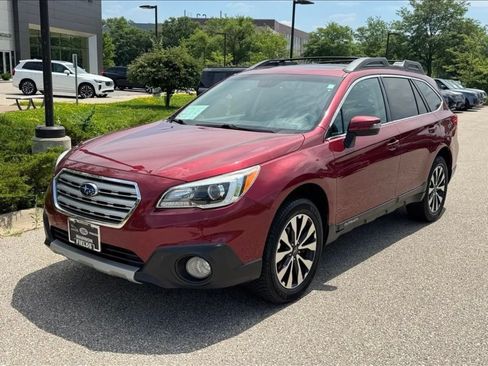 Used 2016 Subaru Outback 2.5i Premium AWD/4WD image 2