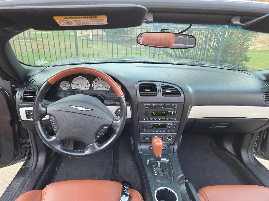 Used 2003 Ford Thunderbird RWD image 6