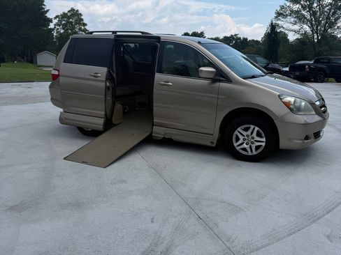 Used 2007 Honda Odyssey EX image 4