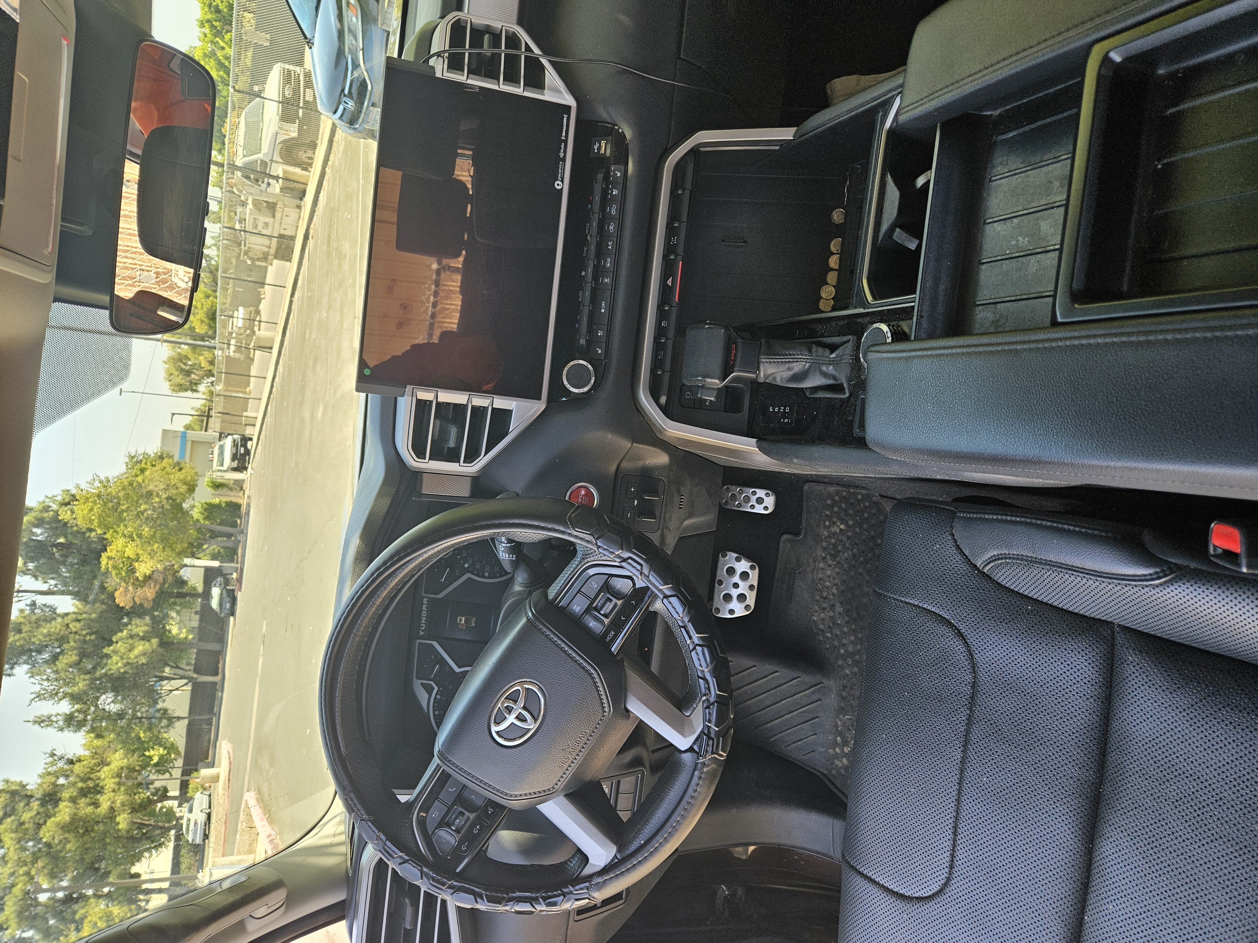 Used 2023 Toyota Tundra Limited w/ TRD Off-Road Package AWD/4WD image 10
