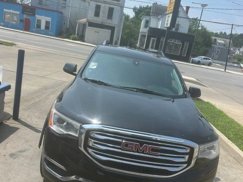 Used 2018 GMC Acadia SLT AWD/4WD image 11