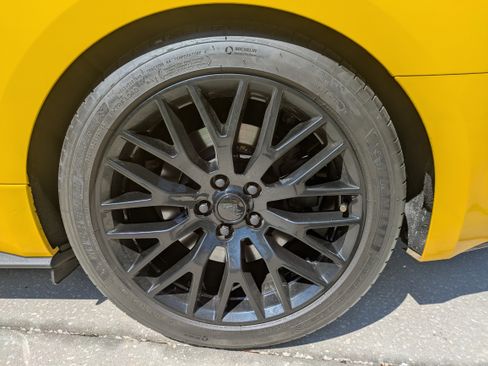 Used 2015 Ford Mustang GT w/ GT Performance Package image 6