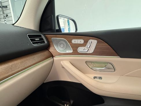 Used 2021 Mercedes-Benz GLE 350 image 6