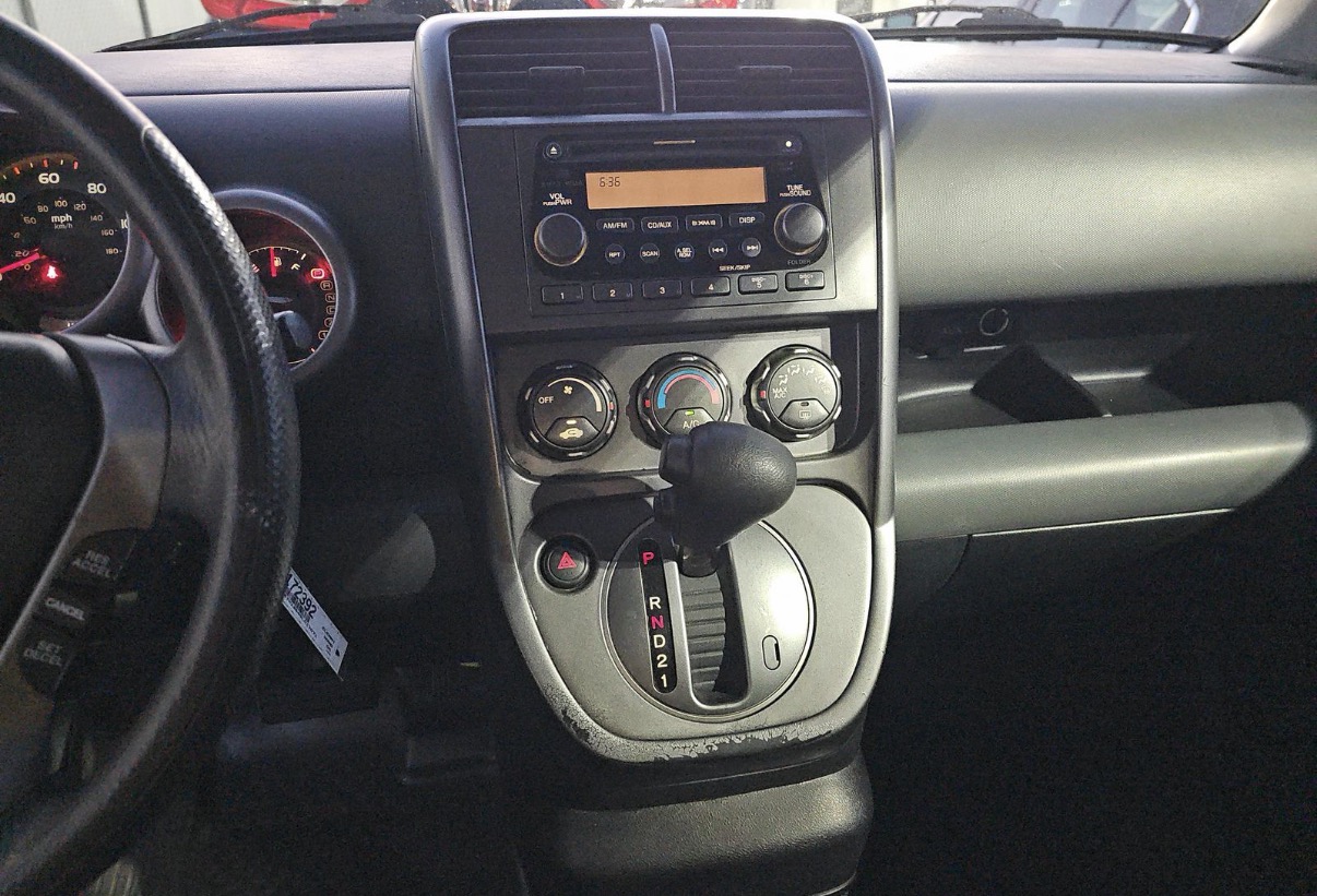 Used 2005 Honda Element EX image 6