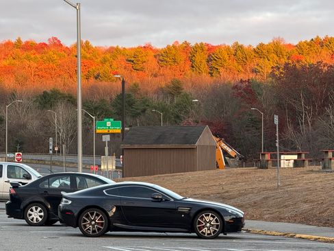 Used 2013 Aston Martin V8 Vantage Coupe image 10