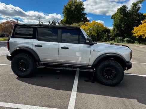 Used 2022 Ford Bronco Badlands image 31