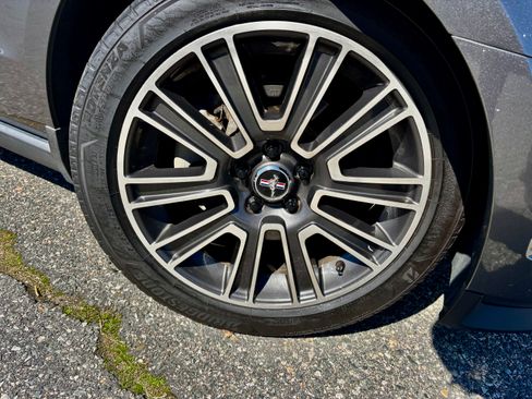 Used 2010 Ford Mustang GT Premium RWD image 16