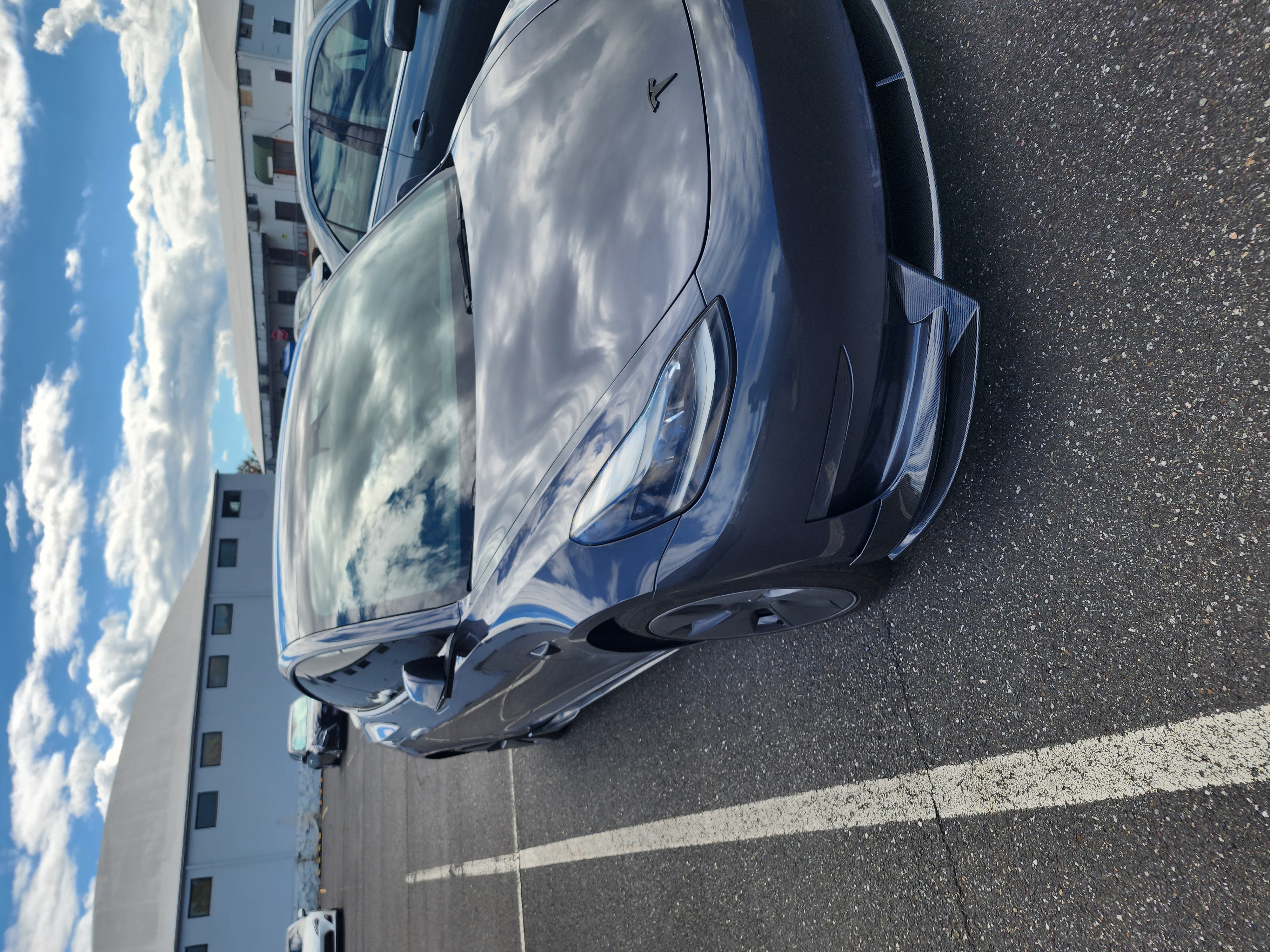 Used 2023 Tesla Model 3 Standard Range RWD image 2