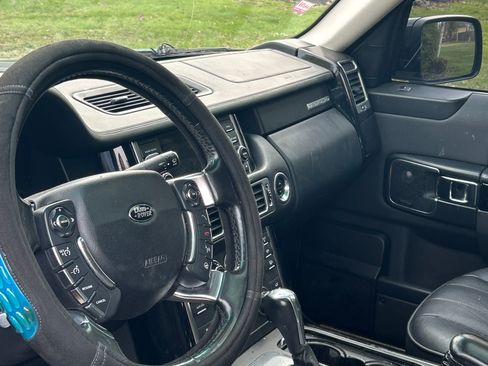 Used 2011 Land Rover Range Rover Supercharged image 4