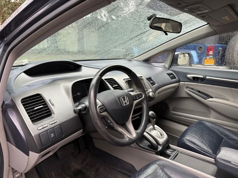 Used 2009 Honda Civic Hybrid Sedan 4D image 6