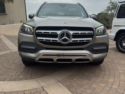 Used 2020 Mercedes-Benz GLS 450 4MATIC image 1