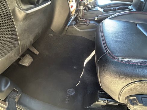 Used 2019 Jeep Wrangler Unlimited Rubicon image 11