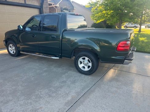 Used 2002 Ford F150 2WD SuperCrew image 8