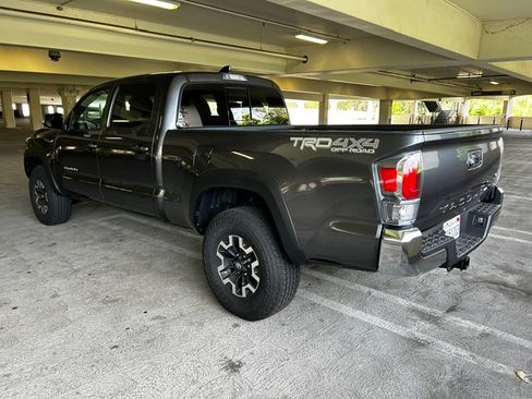 Used 2023 Toyota Tacoma TRD Off-Road AWD/4WD image 13