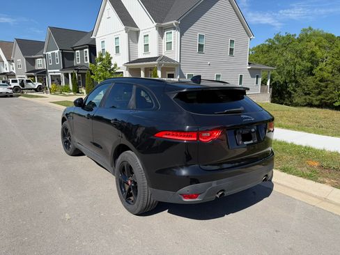 Used 2018 Jaguar F-PACE Premium AWD/4WD image 8