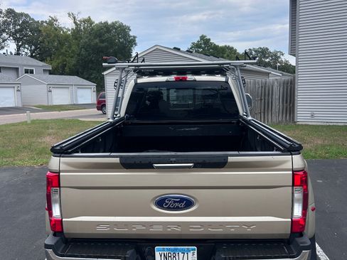 Used 2018 Ford F350 Lariat w/ Tow Technology Bundle AWD/4WD image 4