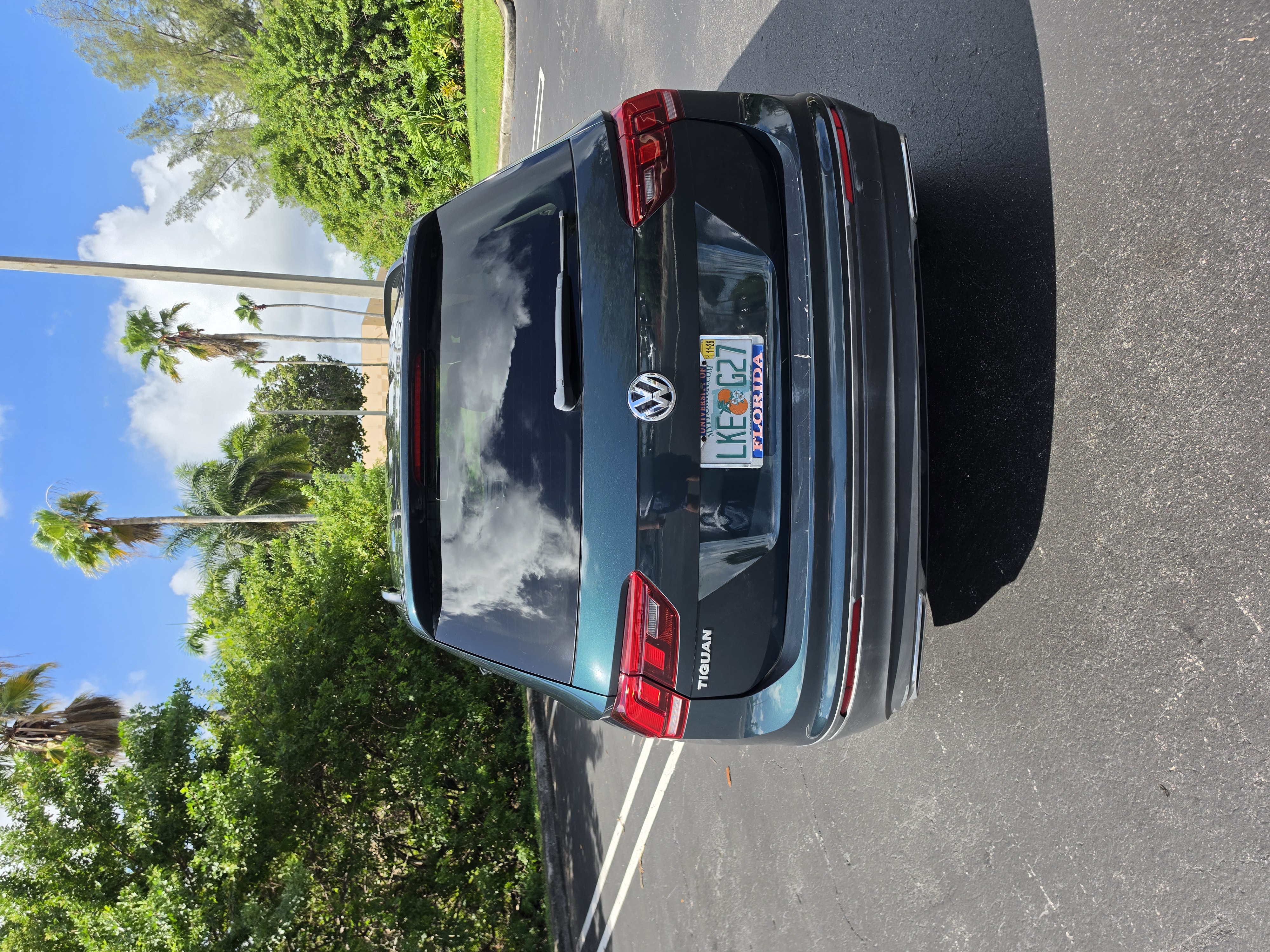 Used 2019 Volkswagen Tiguan S w/ Driver Assistance Package FWD image 14