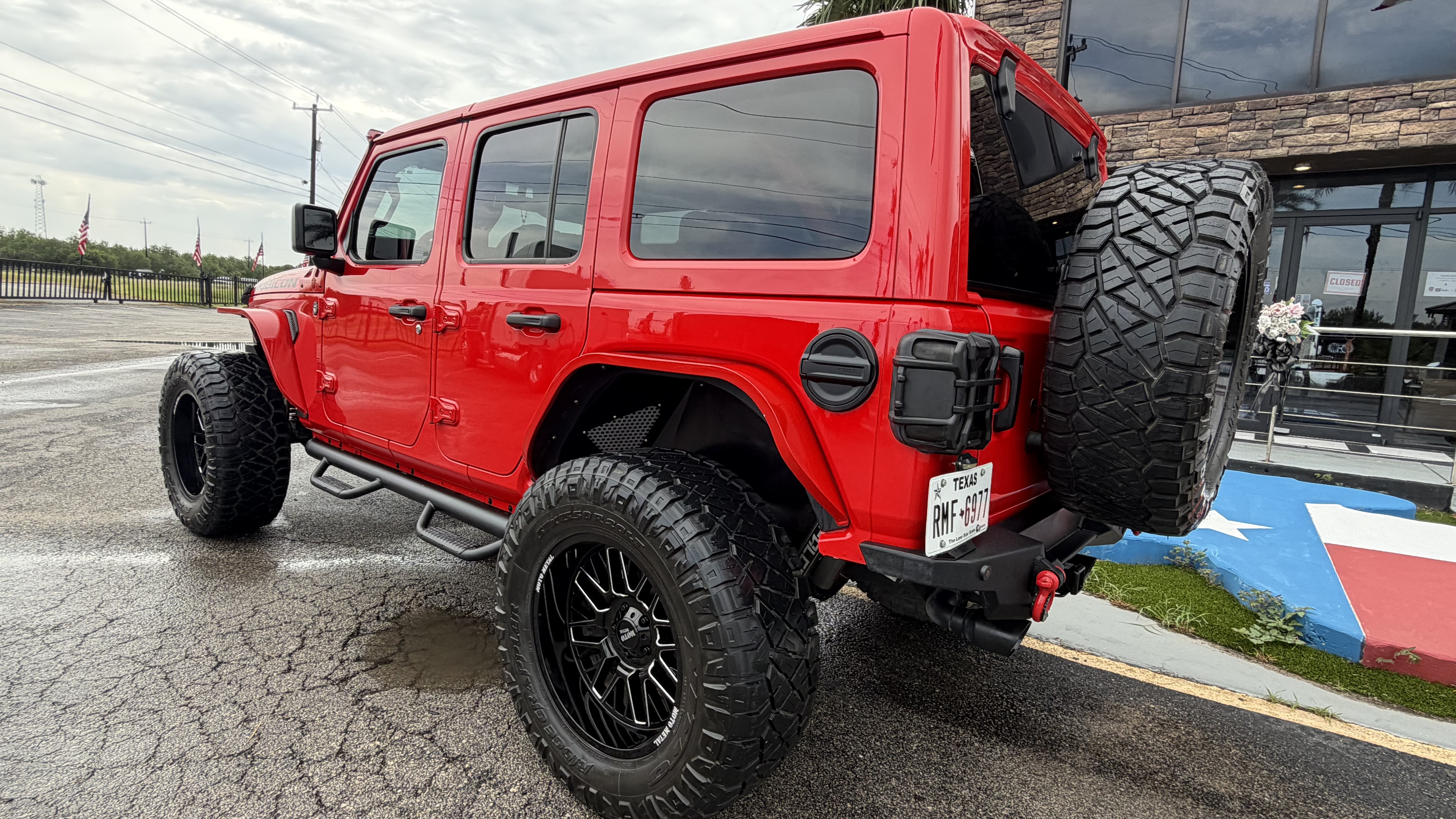 Used 2021 Jeep Wrangler Unlimited Rubicon AWD/4WD image 14