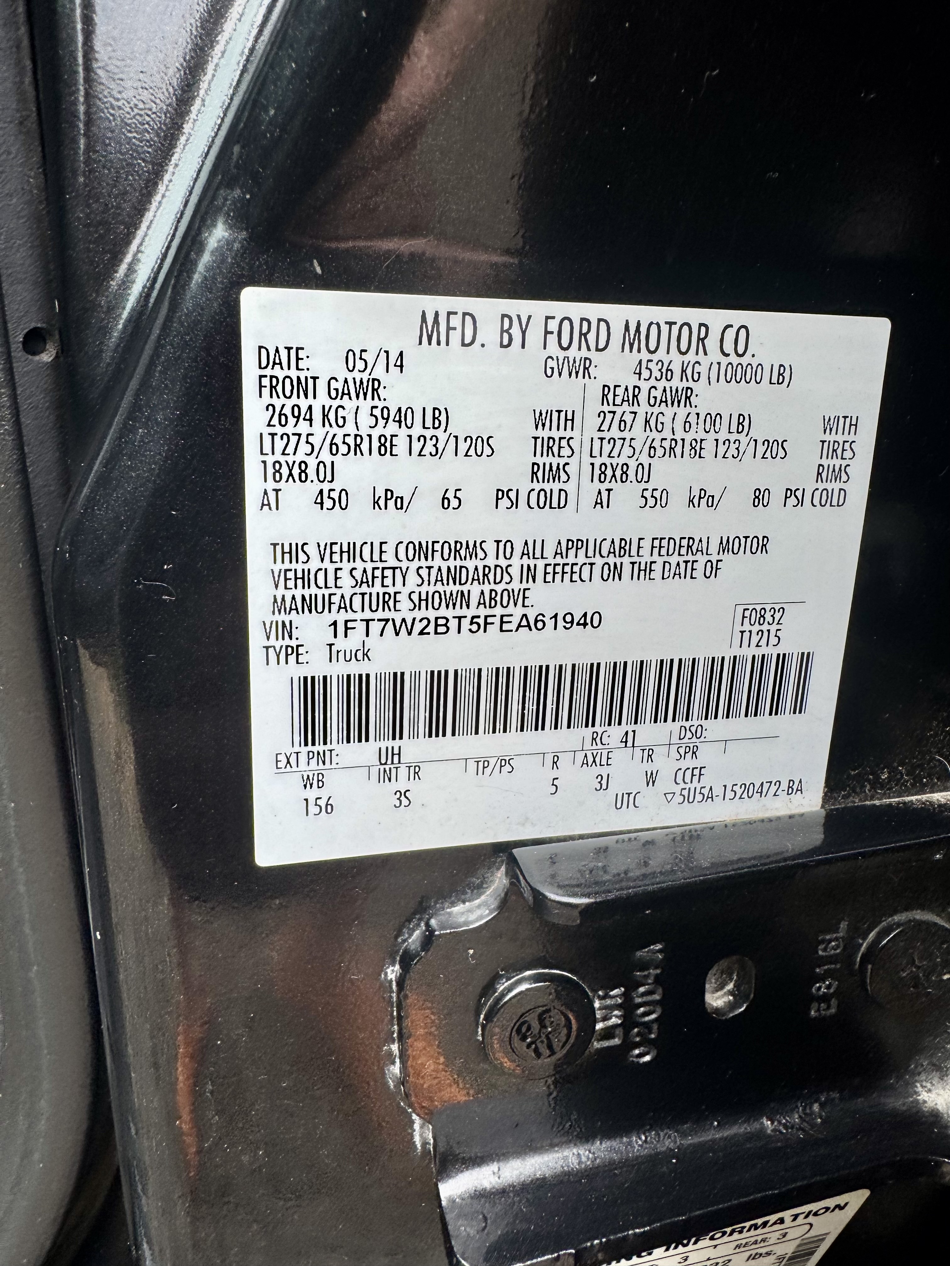 Used 2015 Ford F250 XLT w/ XLT Premium Package AWD/4WD image 12
