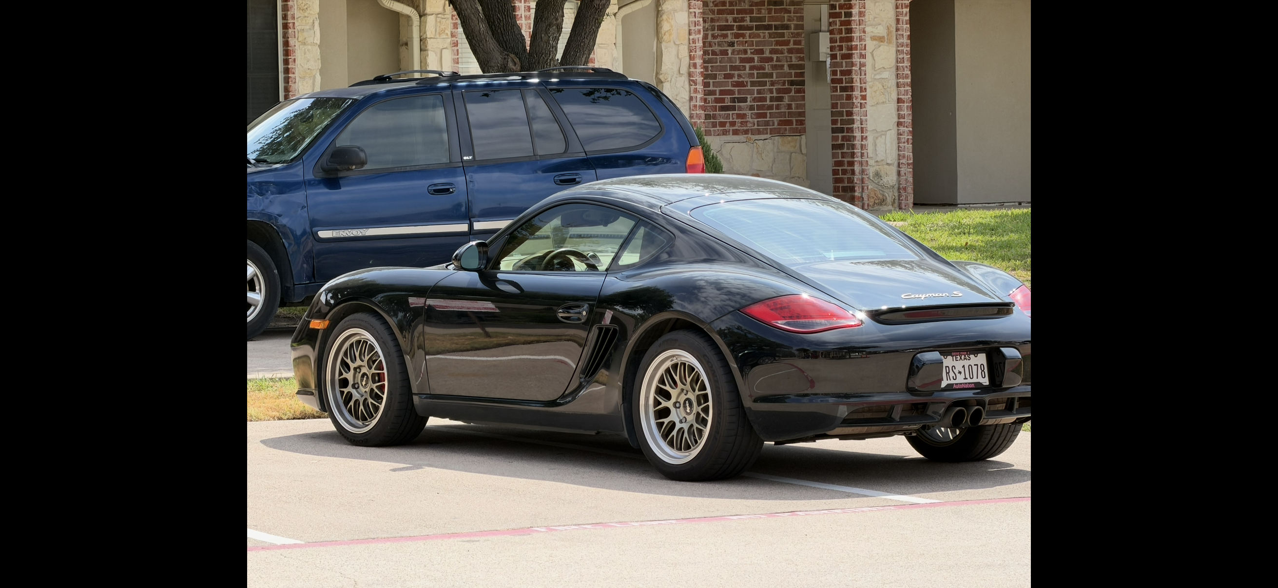 Used 2009 Porsche Cayman S RWD image 2