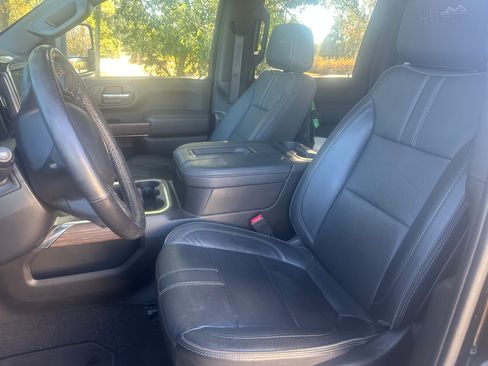 Used 2022 Chevrolet Silverado 3500 High Country w/ Snow Plow Prep/Camper Package image 11