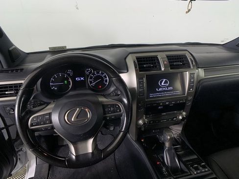 Used 2020 Lexus GX 460 Premium image 6