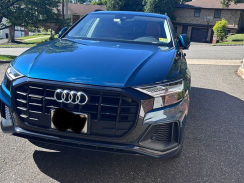 Used 2020 Audi Q8 Premium Plus w/ Premium Plus Package AWD/4WD image 5