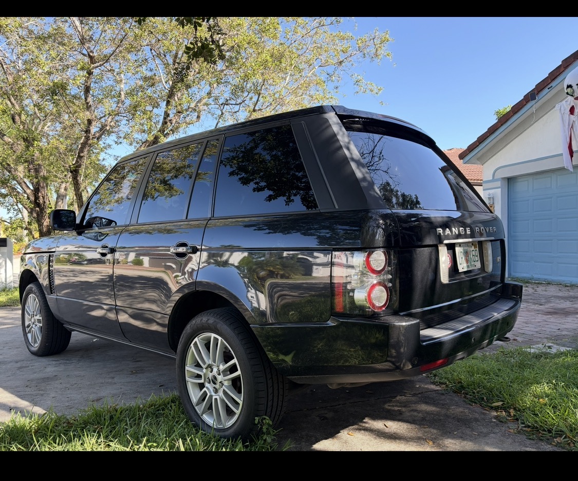 Used 2012 Land Rover Range Rover HSE AWD/4WD image 5